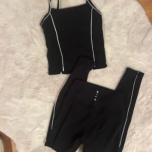 Wilo black leggings and tank set size small